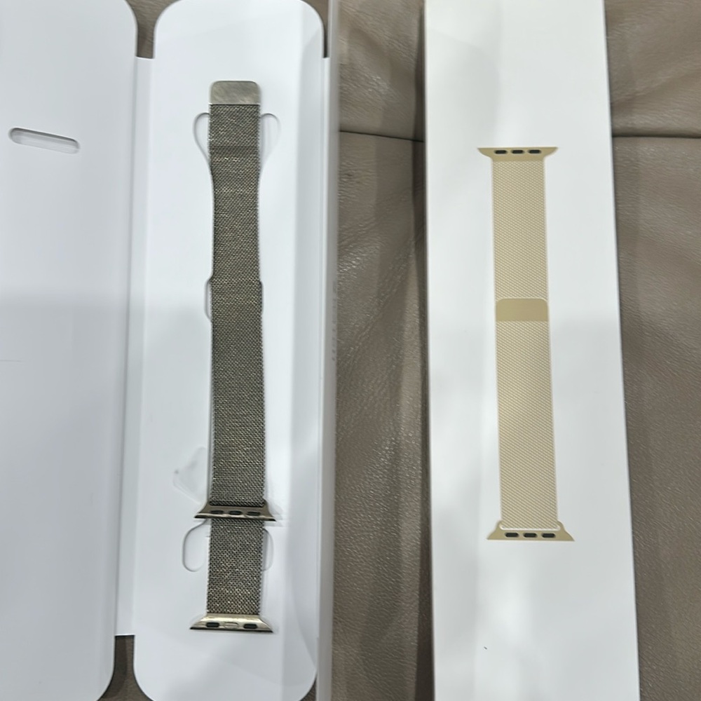 Gold stainless Steel Apple Watch loop
